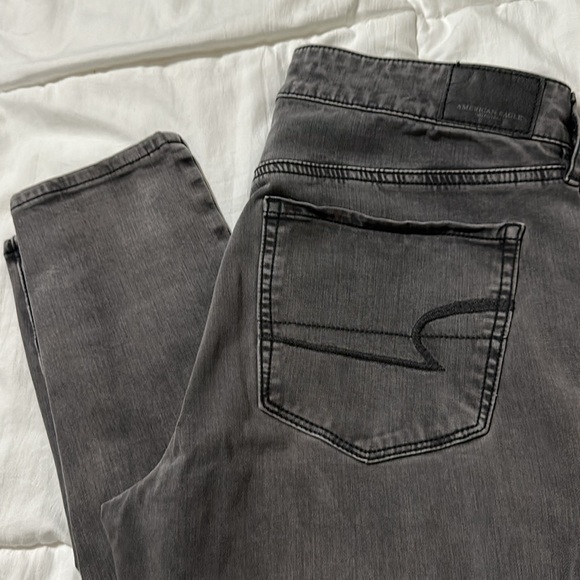 American Eagle Outfitters gray jegging. - Picture 6 of 6
